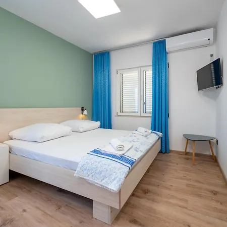 Apartments Zdravko Trogir Exterior foto