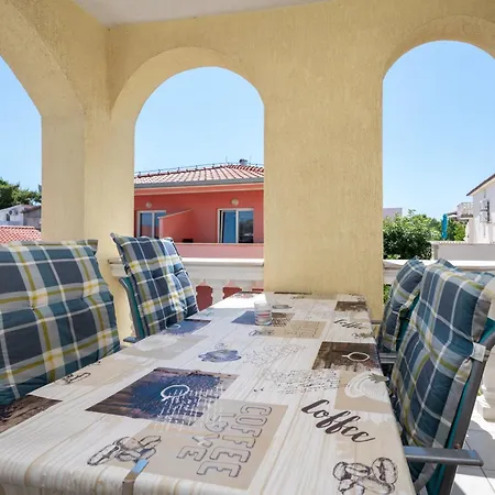 Apartments Zdravko Trogir Exterior foto
