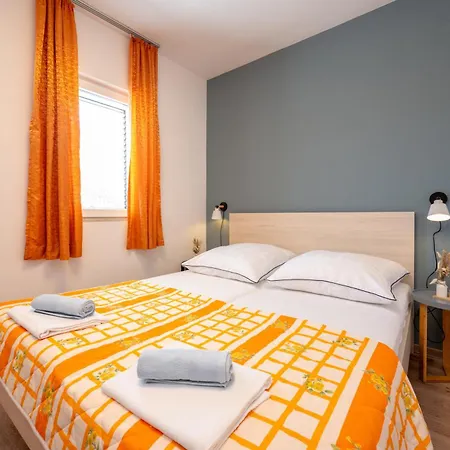 Apartments Zdravko Trogir Exterior foto