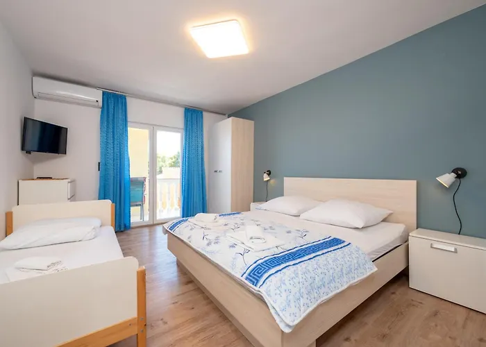 Apartments Zdravko