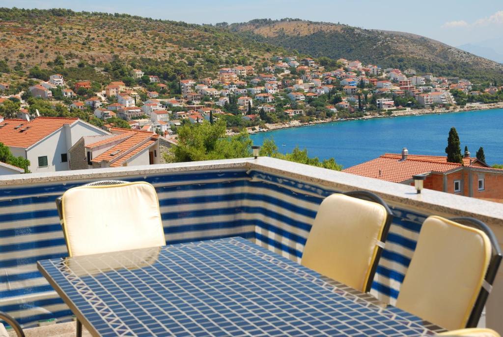 Zdravko Apartment Trogir